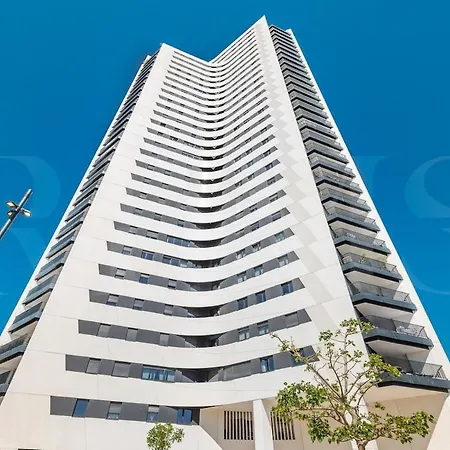 24th Floor With Views, Pool & Gym Rems Daire