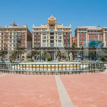 24th Floor With Views, Pool & Gym Rems * Málaga