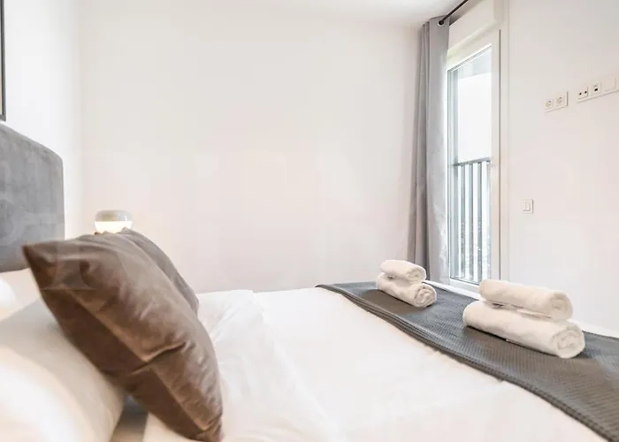 24th Floor With Views, Pool & Gym Rems Daire