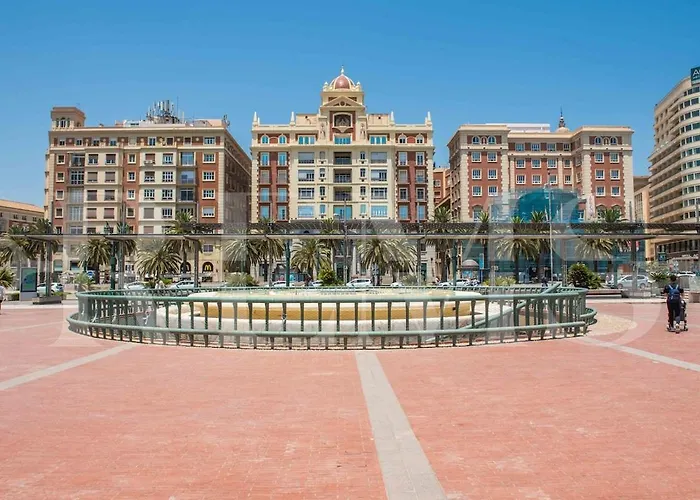 24th Floor With Views, Pool & Gym Rems * Málaga